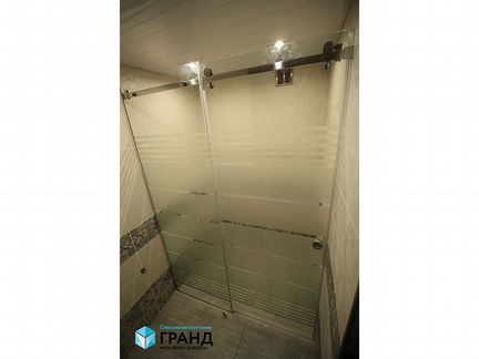Душевая перегородка из стекла раздвижная