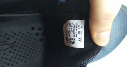 Кроссовки Lacoste оригинальные размер 39