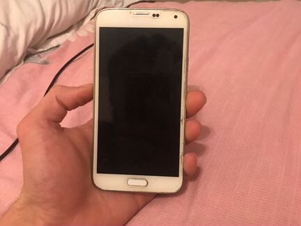 Телефон Samsung S5