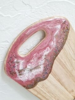 Доска из дерева Гевея с эпоксидной смолой