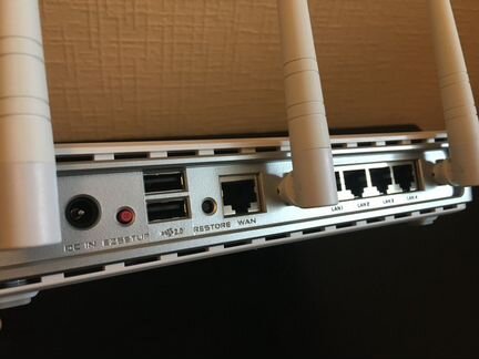 Роутер Asus WL500-W