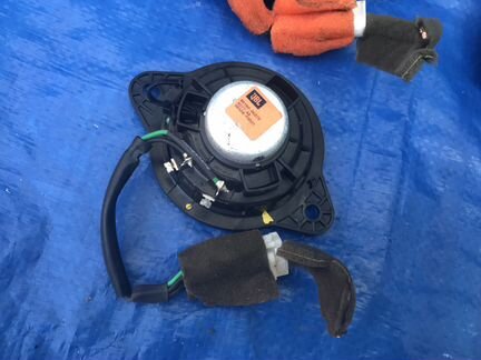 Динамик малый для Тойота Секвойя 08-18