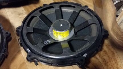 Сабвуфер Land Rover Discocery 4