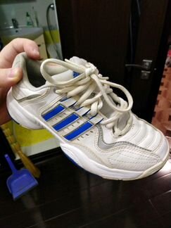 Кросовки Адидас детские. 33 размер