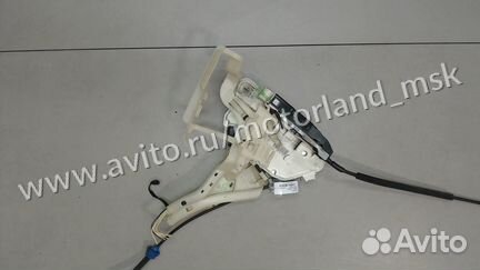 Замок двери левый передний Volkswagen Passat CC, 2